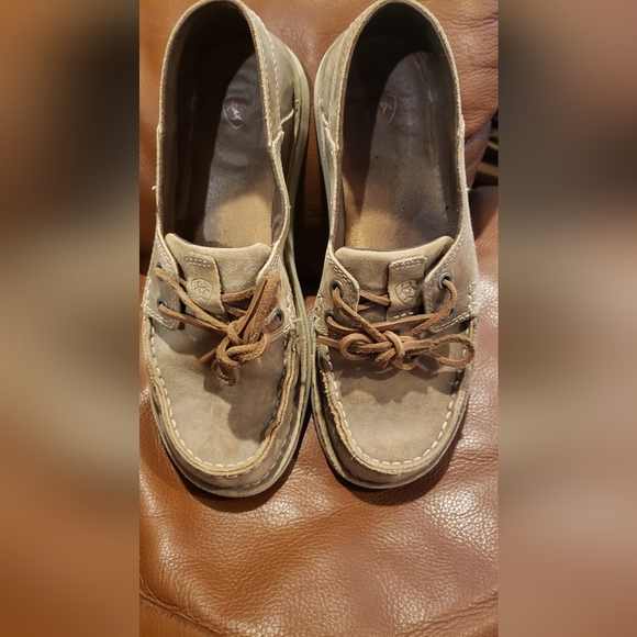 COPY - Ariat boat shoes sz 8 - Picture 2 of 4